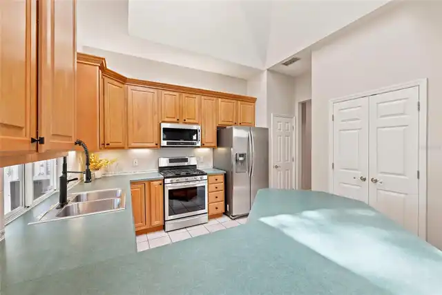 Listing Photo 11