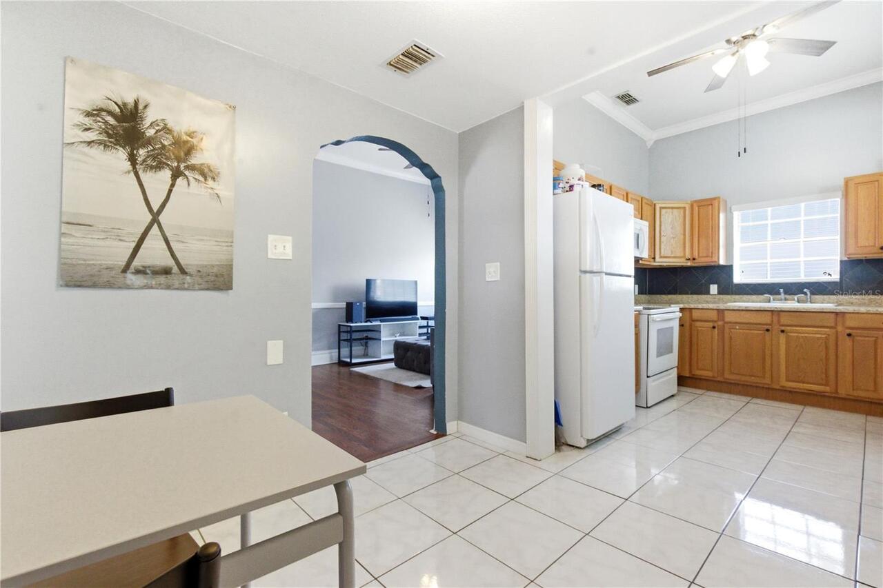 Listing Photo 8