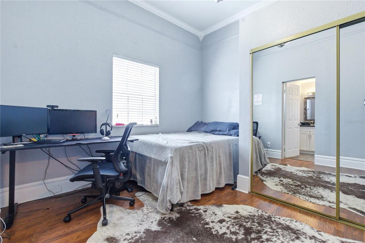 Listing Photo 14