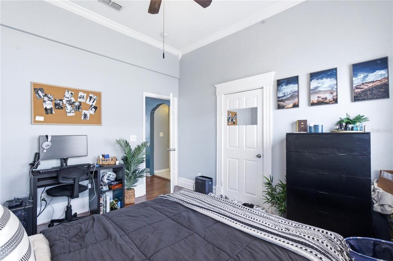 Listing Photo 18