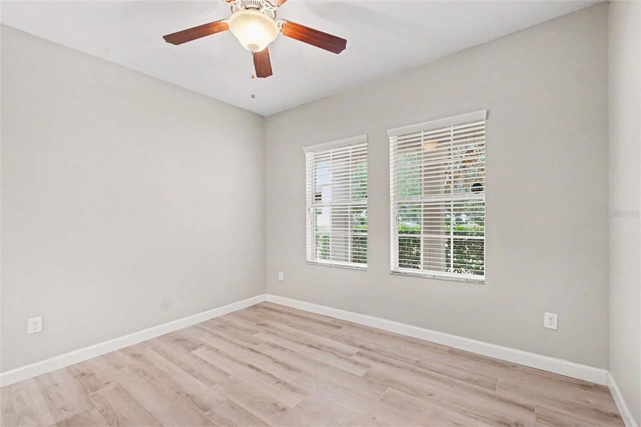 Listing Photo 23