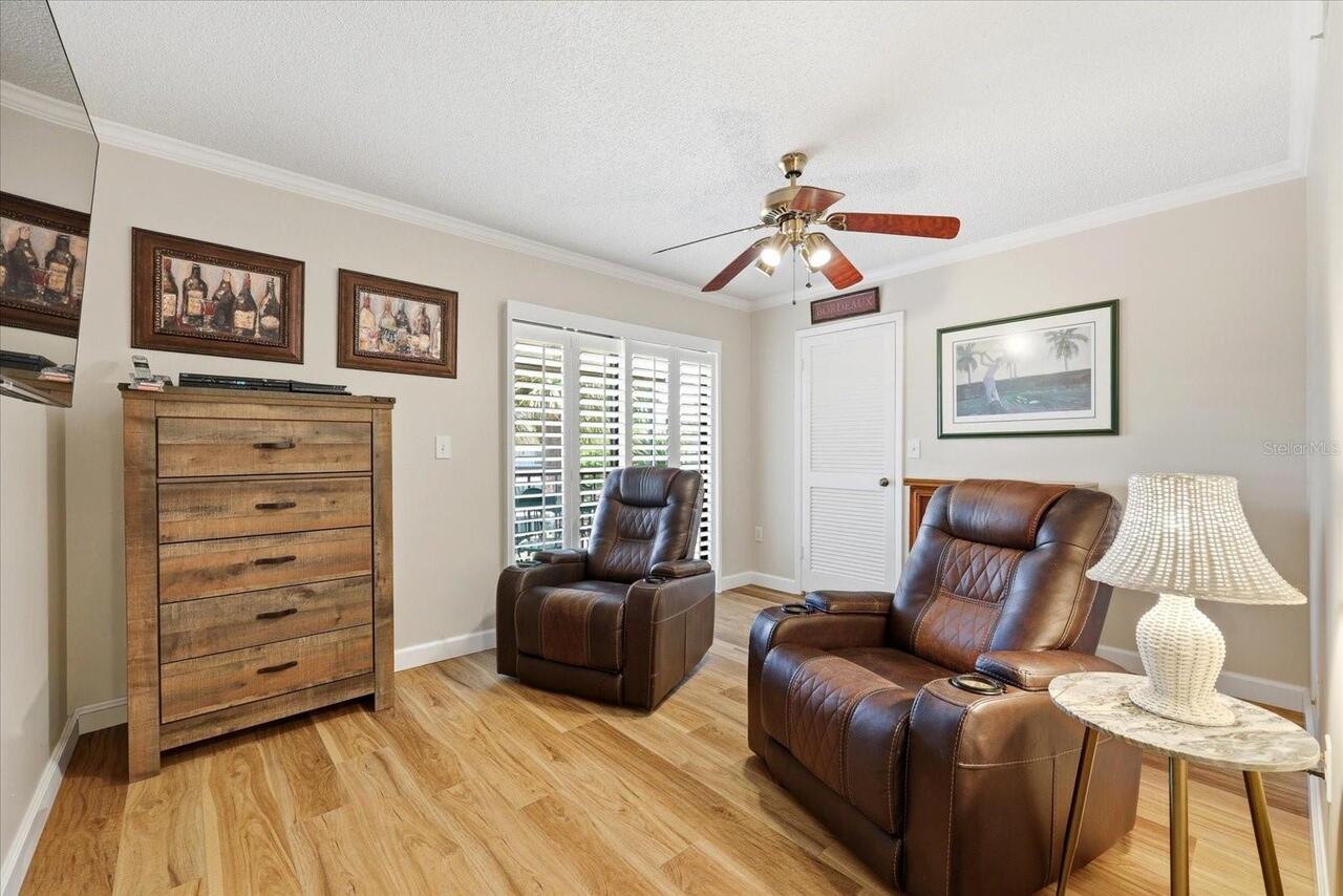 Listing Photo 28