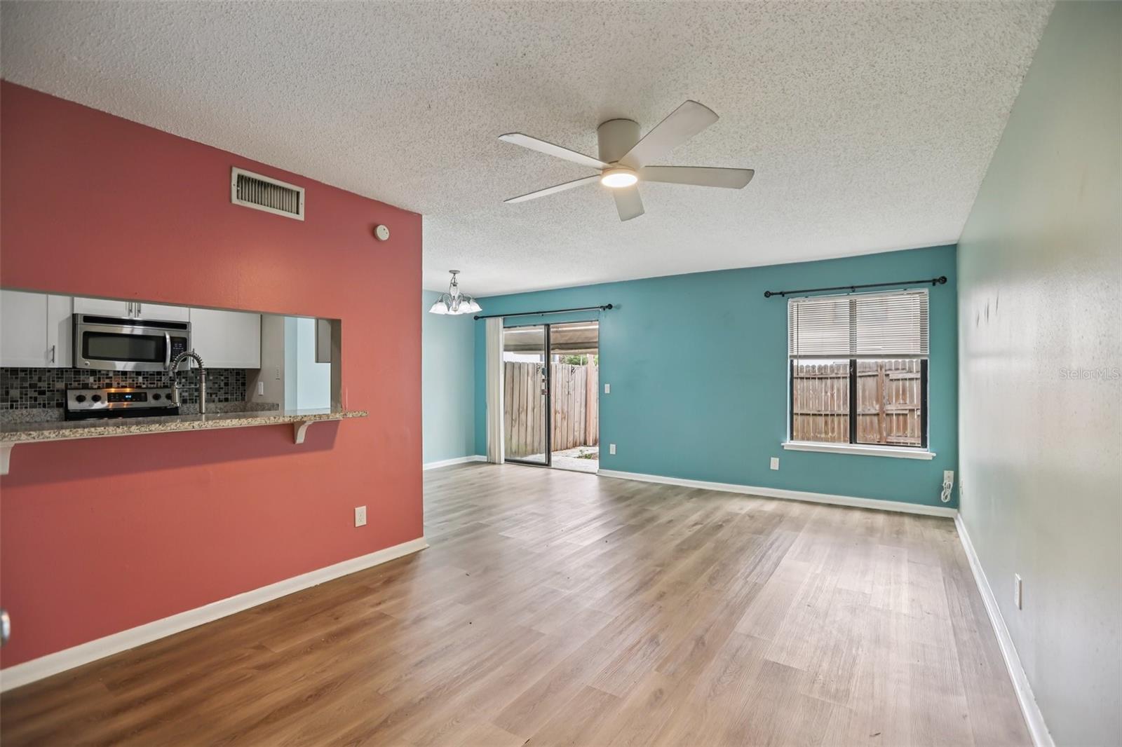 Listing Photo 17