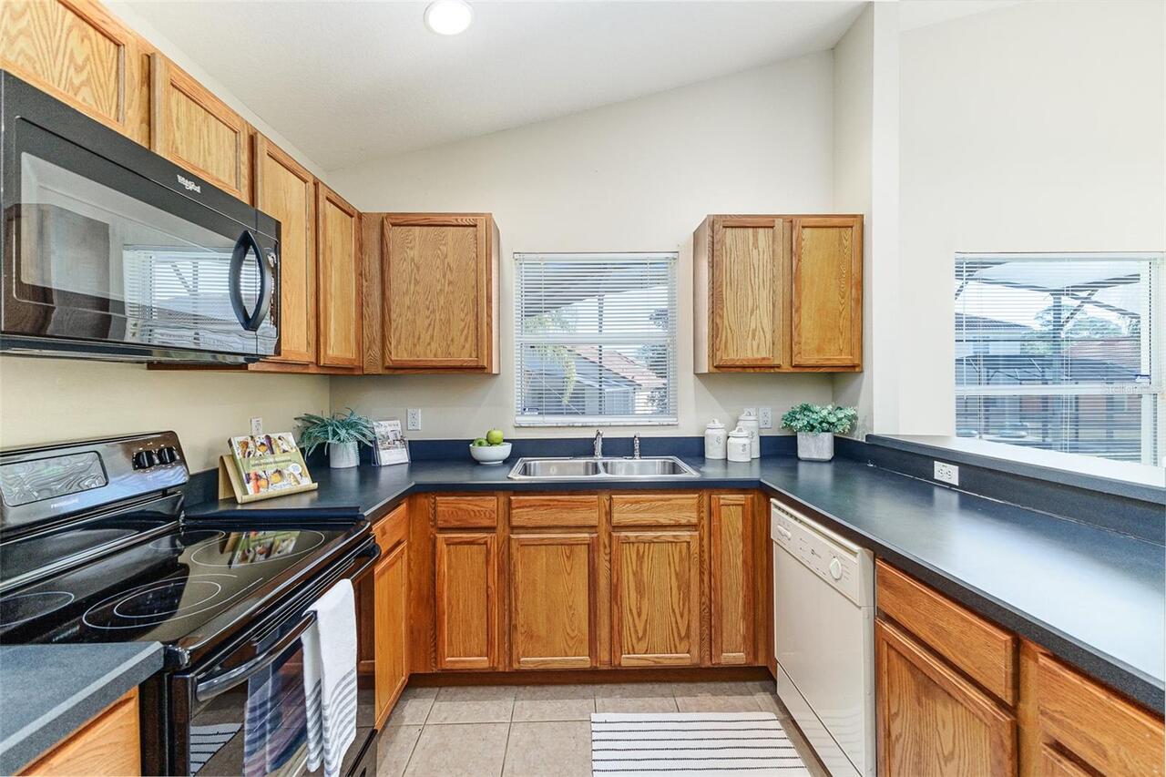 Listing Photo 10