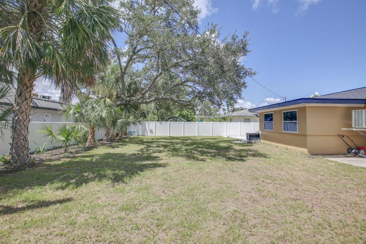 Listing Photo 14