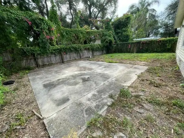 Listing Photo 16