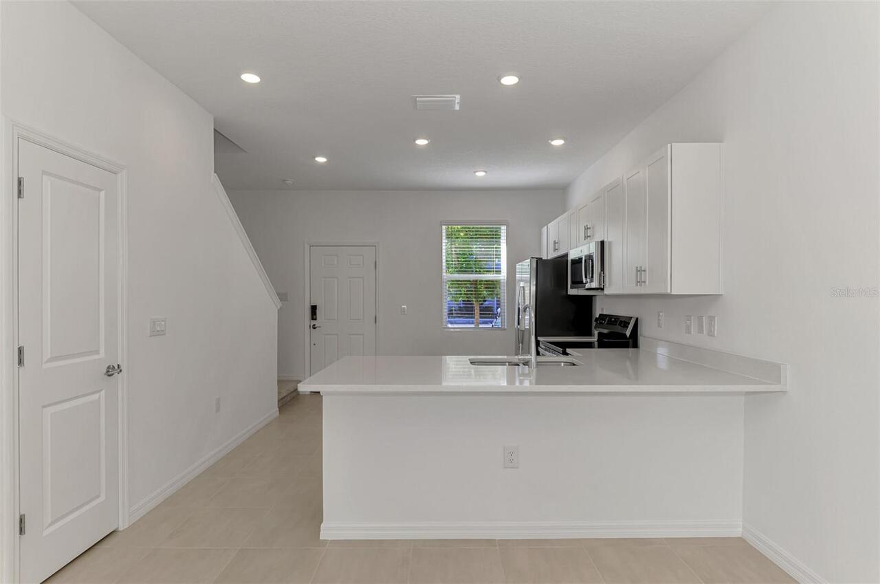 Listing Photo 10
