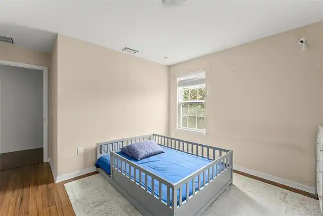Listing Photo 37