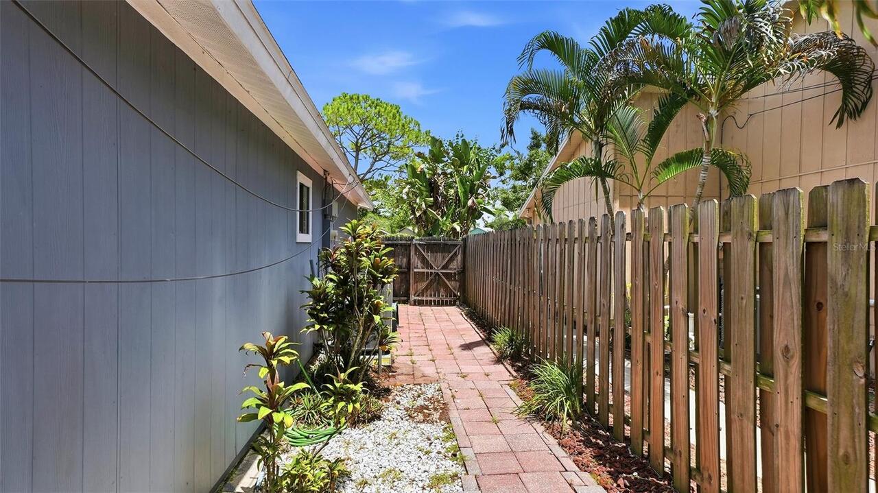 Listing Photo 38