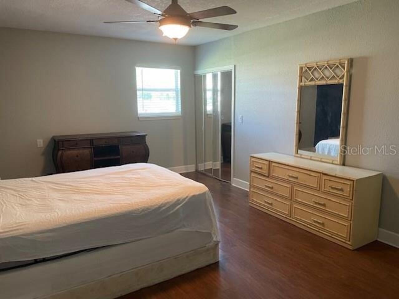 Listing Photo 12