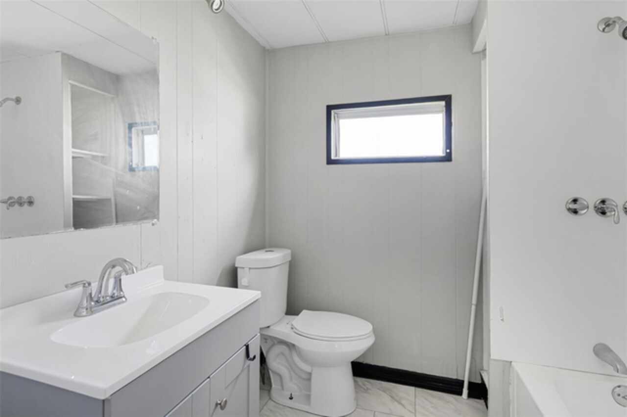 Listing Photo 14