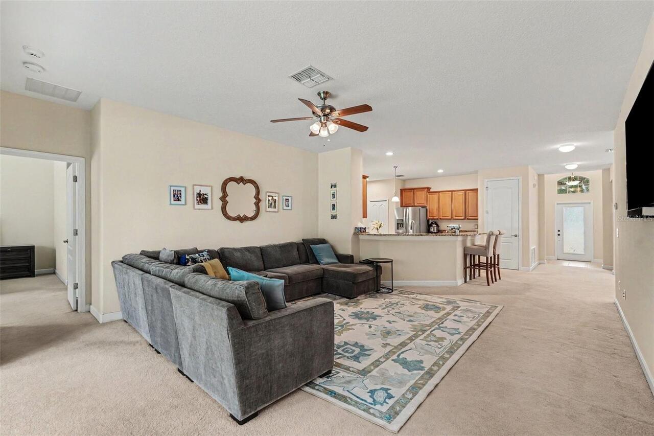 Listing Photo 10