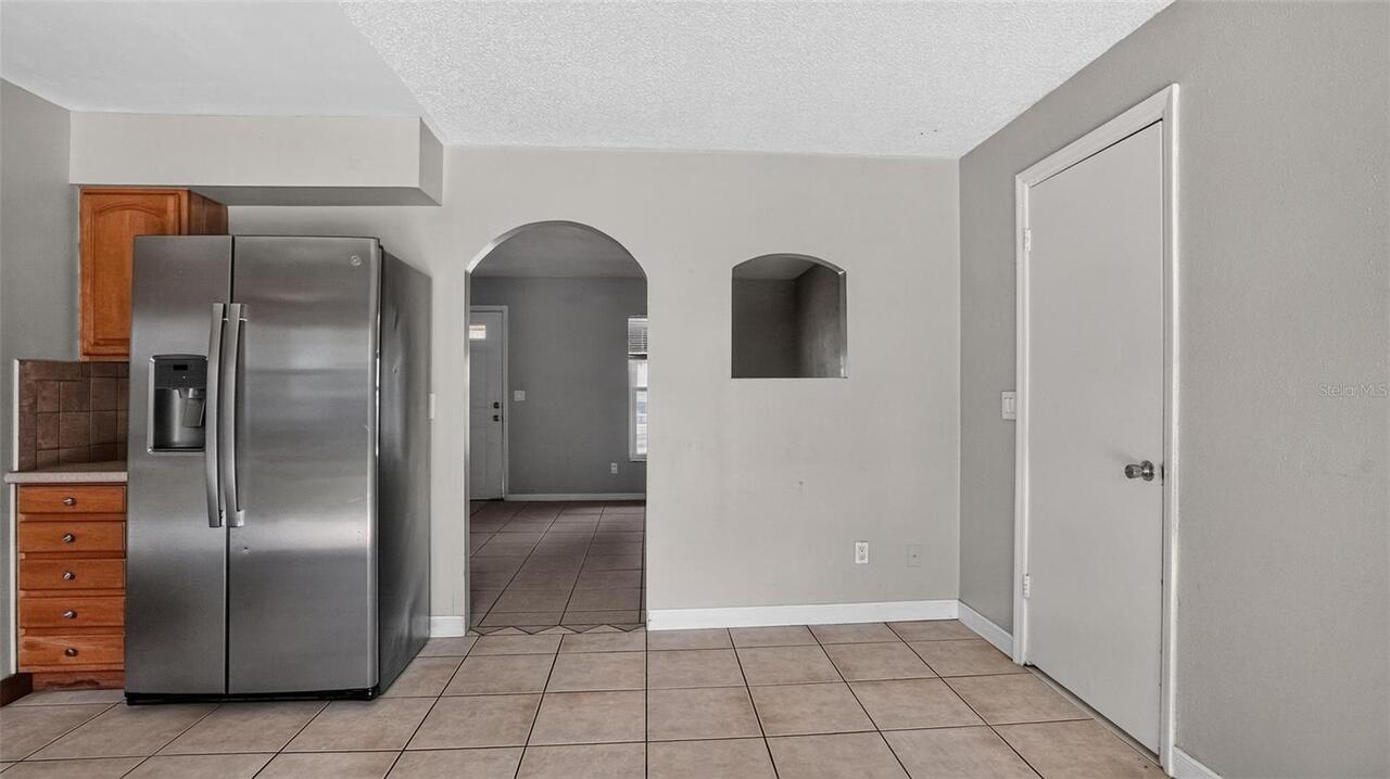 Listing Photo 8