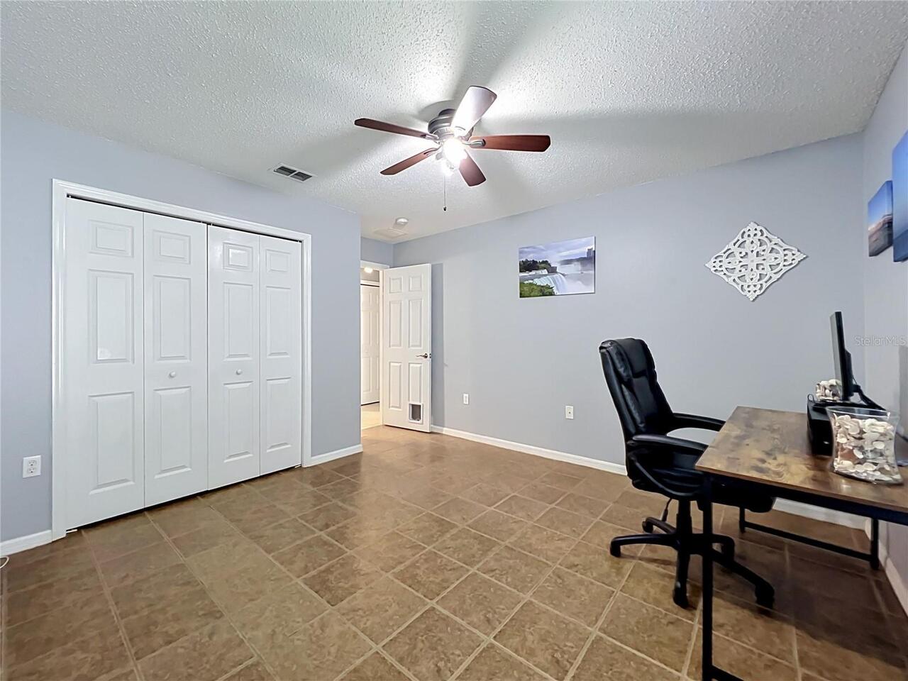 Listing Photo 14