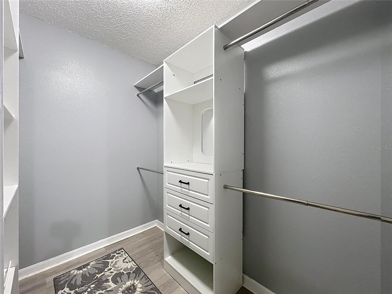Listing Photo 28