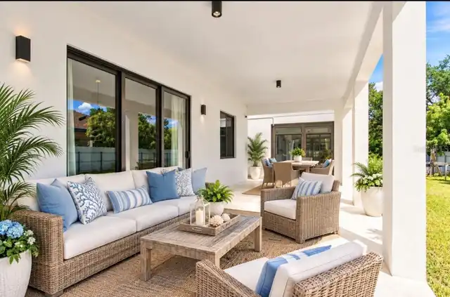 Listing Photo 11