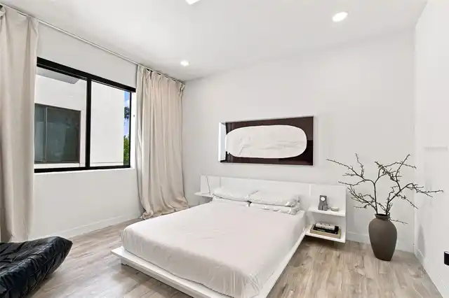 Listing Photo 41