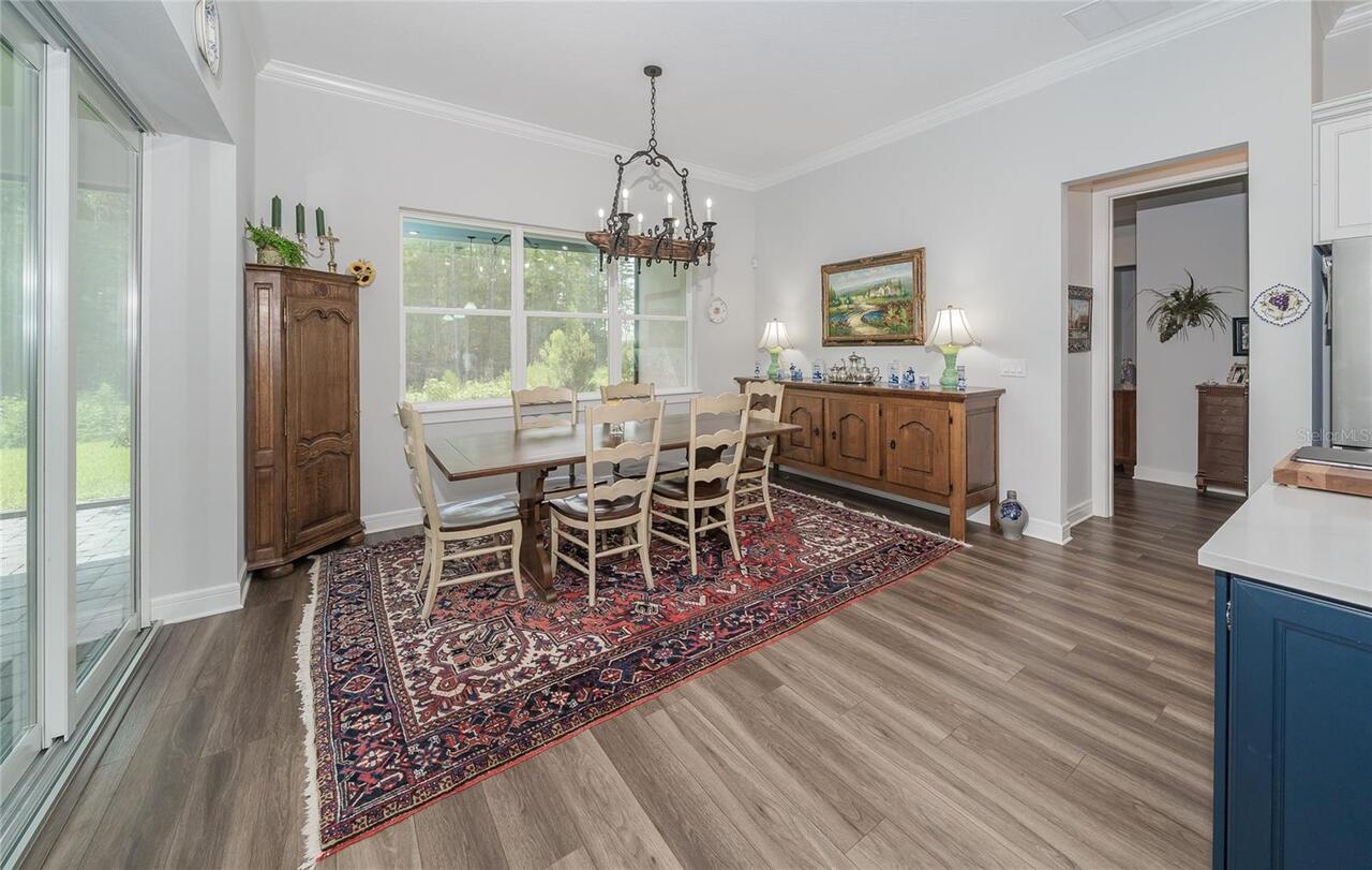 Listing Photo 12