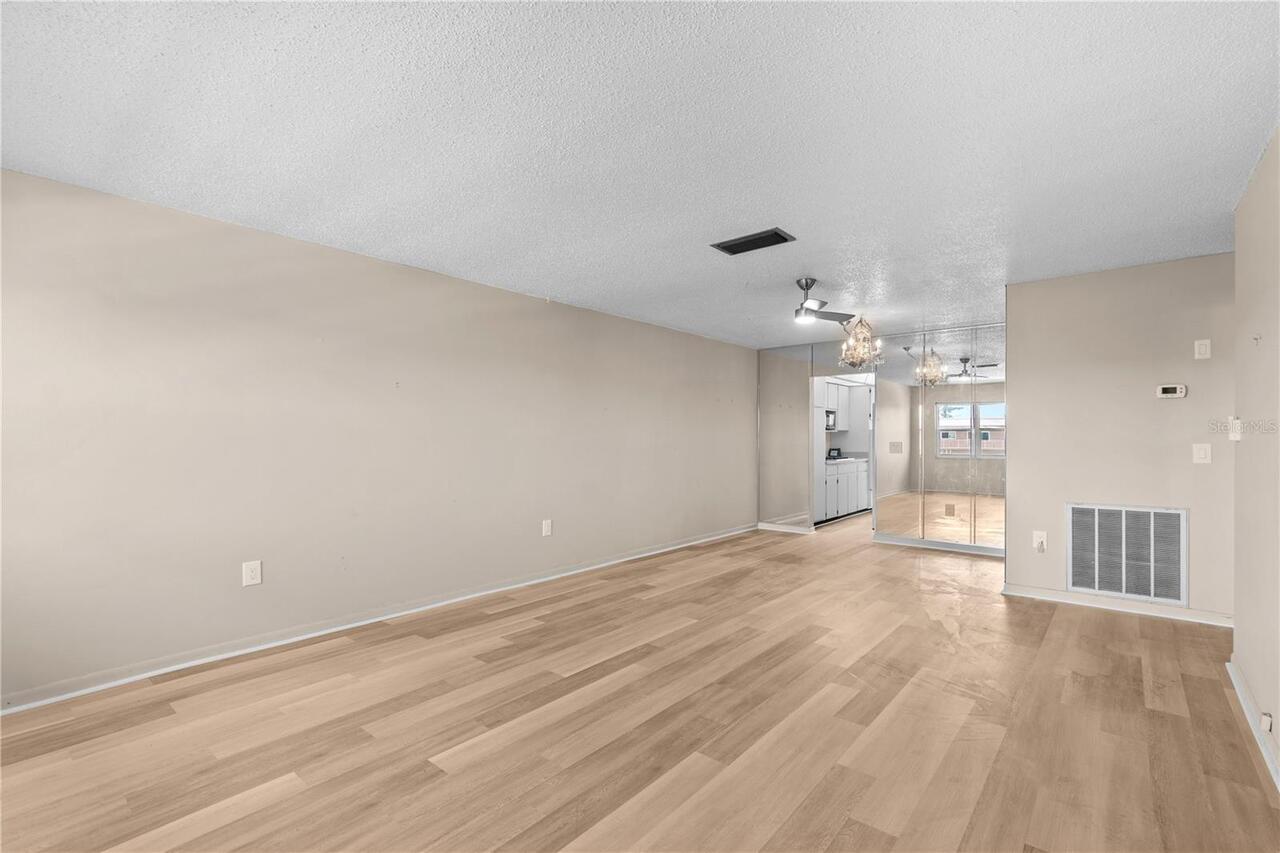 Listing Photo 38