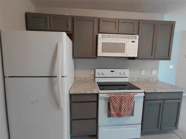 Listing Photo 16