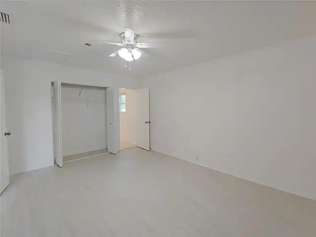 Listing Photo 37