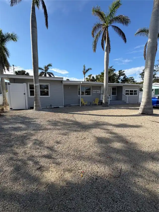 Listing Photo 17