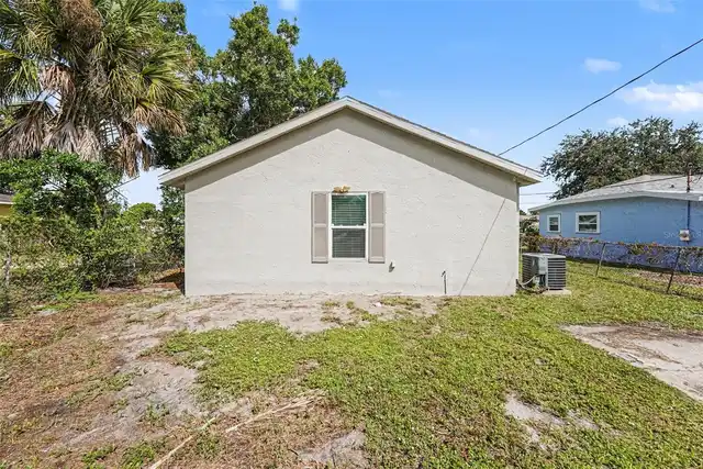 Listing Photo 15