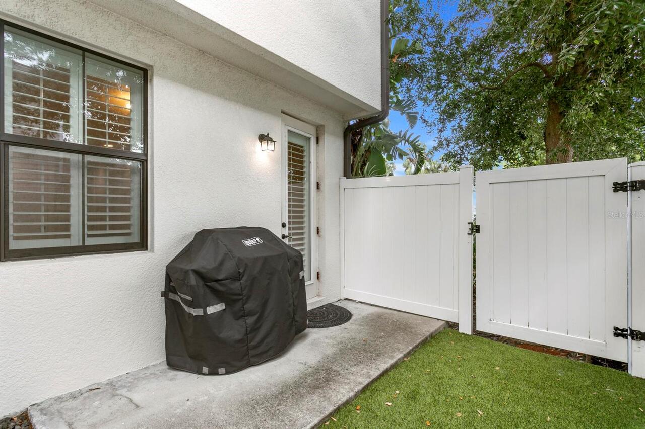 Listing Photo 17
