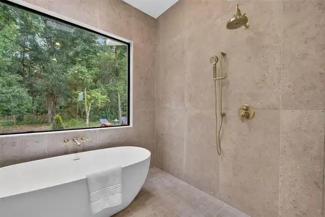 Listing Photo 45