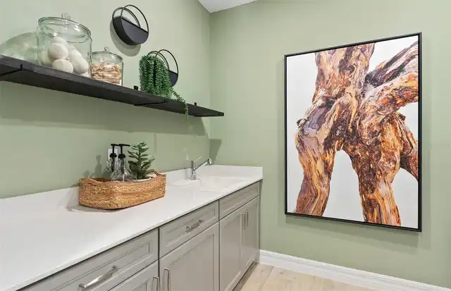 Listing Photo 25