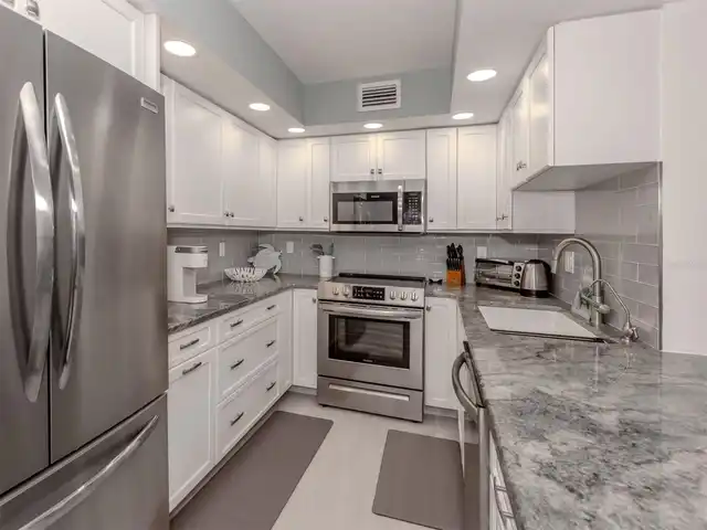 Listing Photo 16
