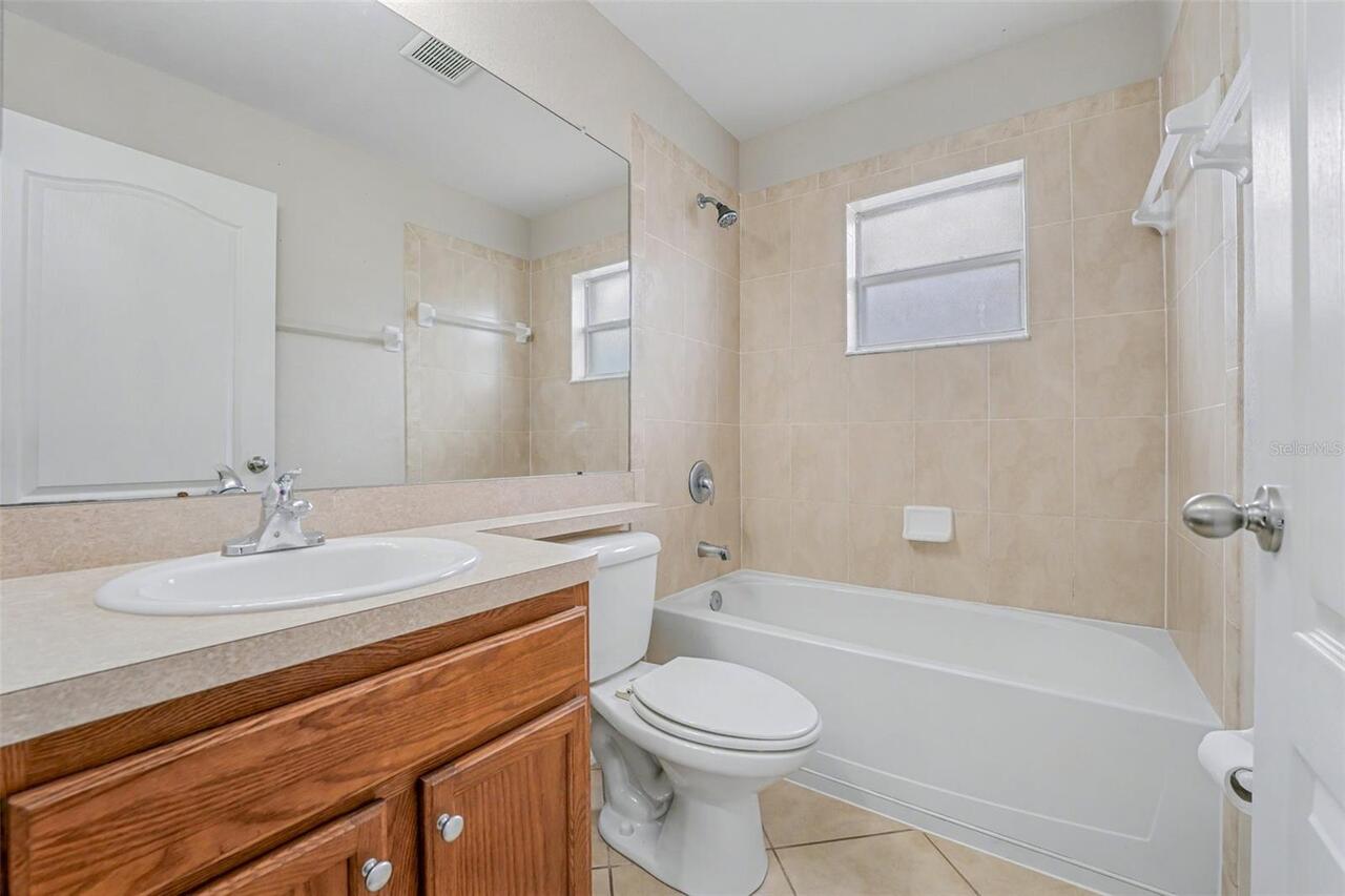 Listing Photo 11