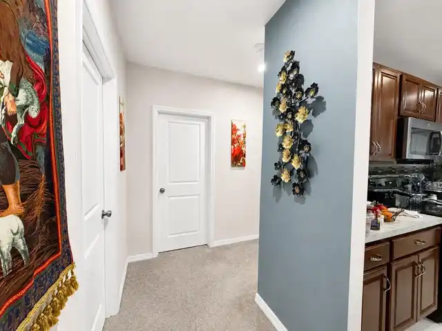 Listing Photo 16