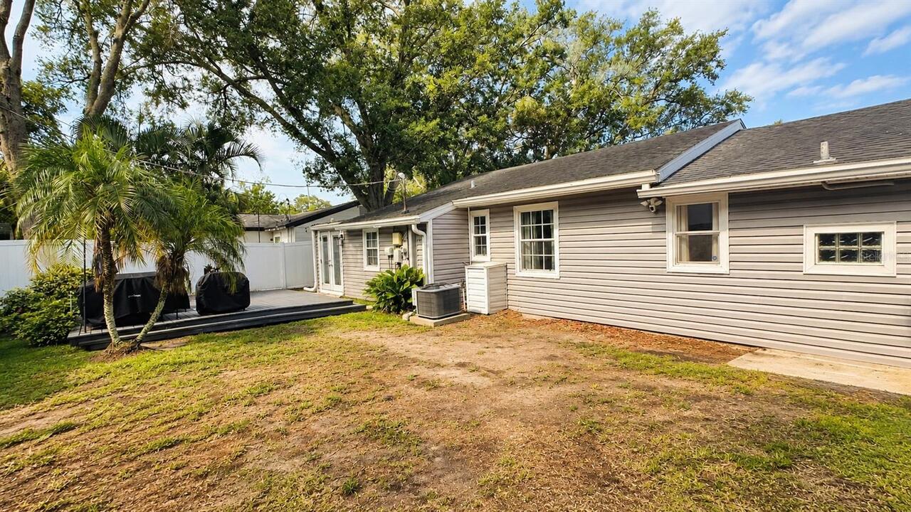 Listing Photo 17