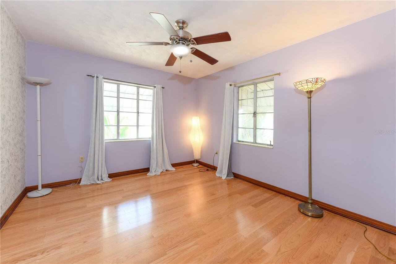 Listing Photo 19