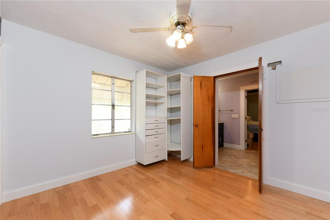 Listing Photo 23