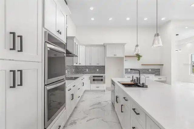 Listing Photo 18