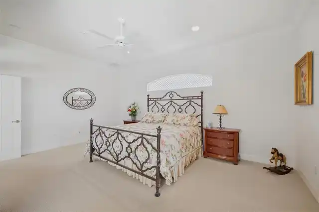 Listing Photo 32