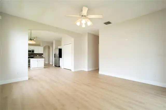 Listing Photo 29