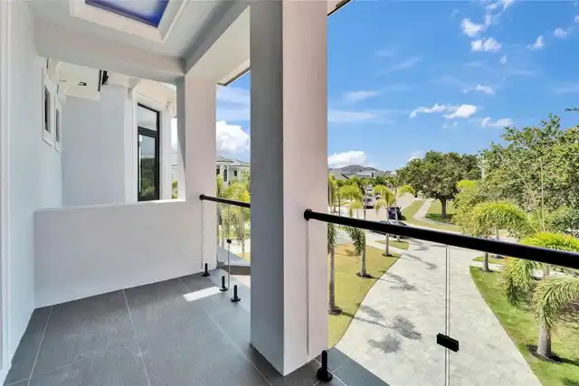 Listing Photo 19