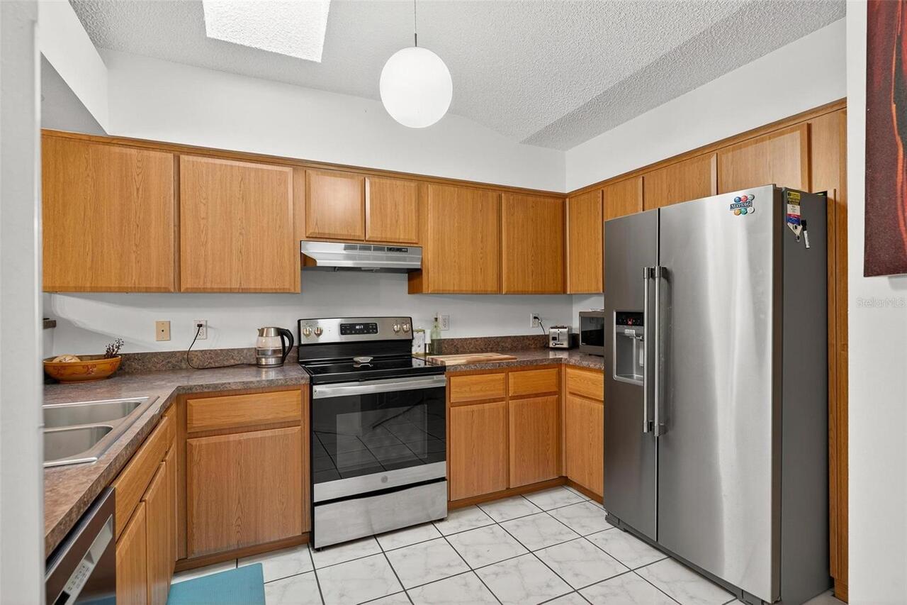 Listing Photo 14