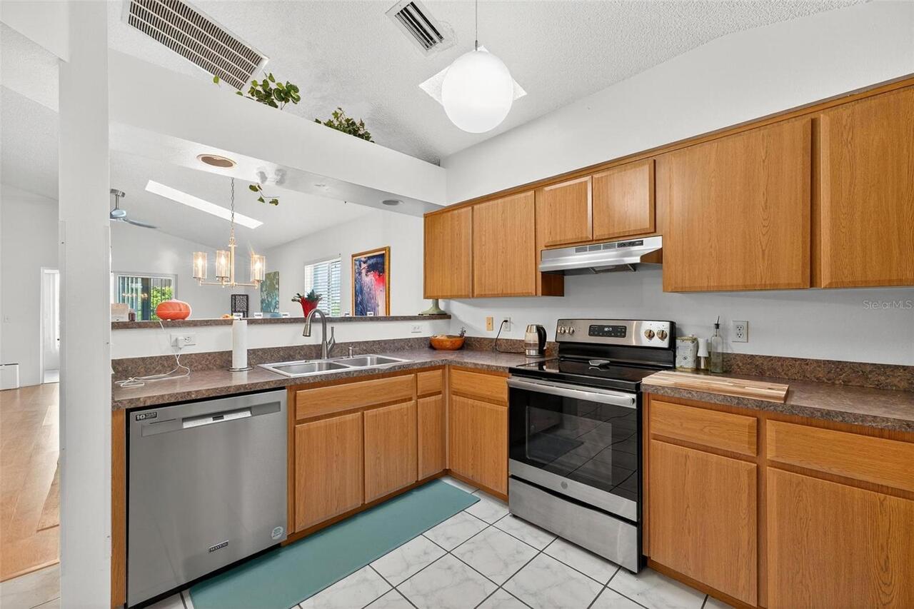 Listing Photo 15