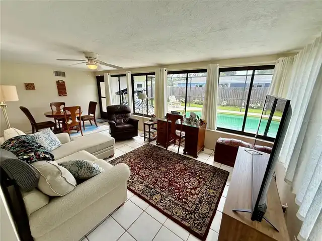 Listing Photo 23