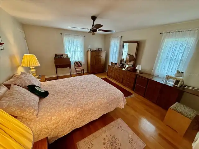 Listing Photo 34