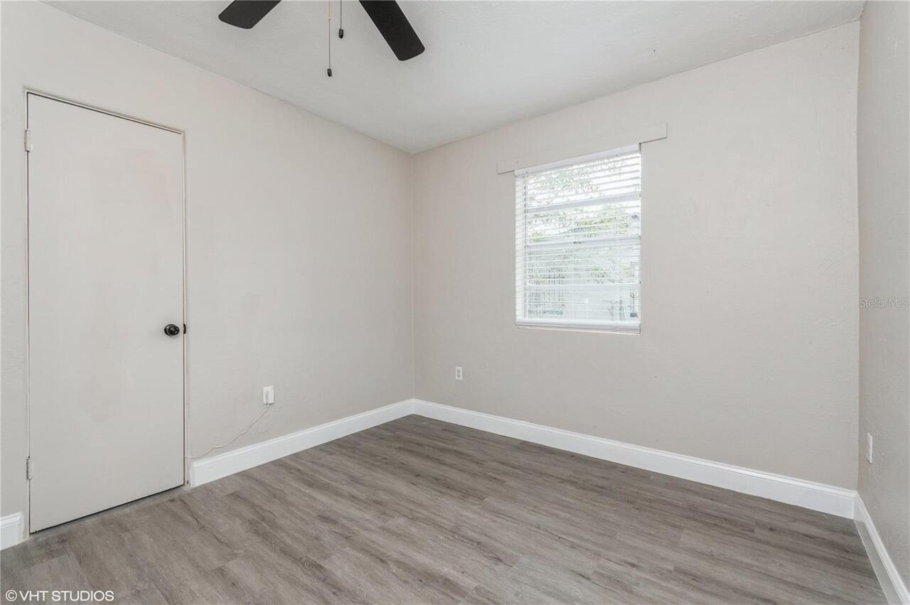 Listing Photo 15