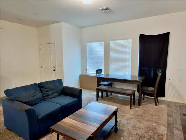 Listing Photo 7
