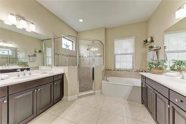 Listing Photo 37