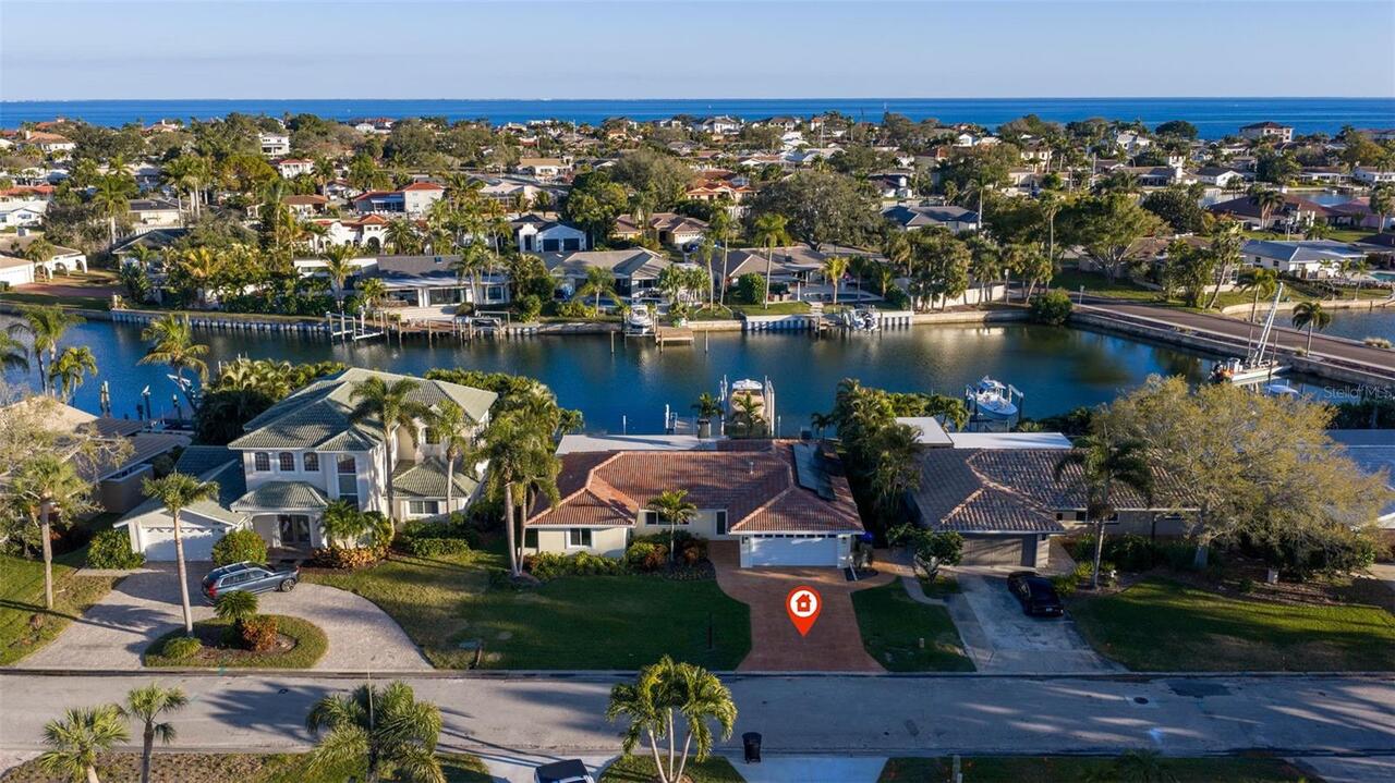 St Petersburg Real Estate