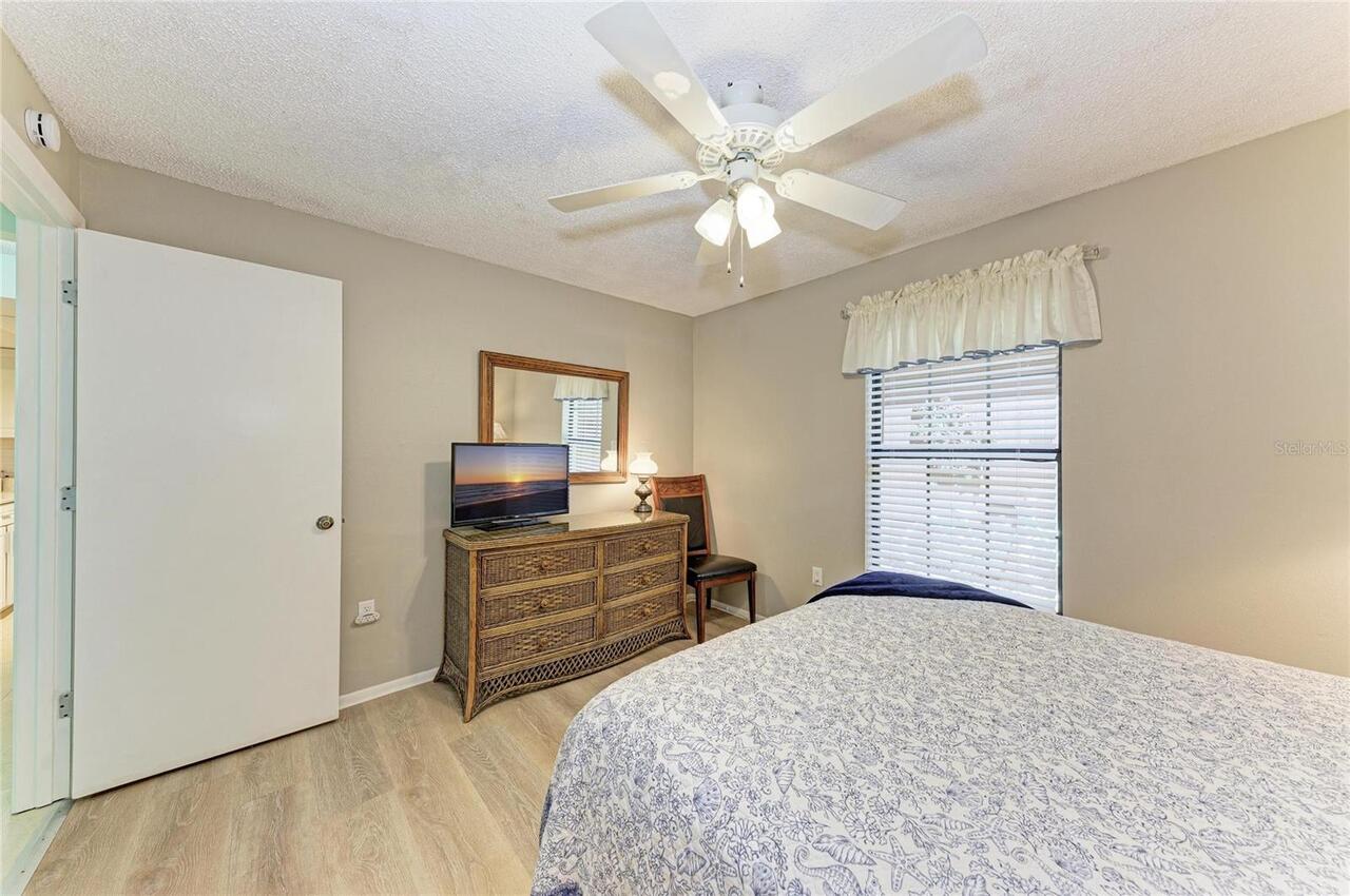 Listing Photo 29