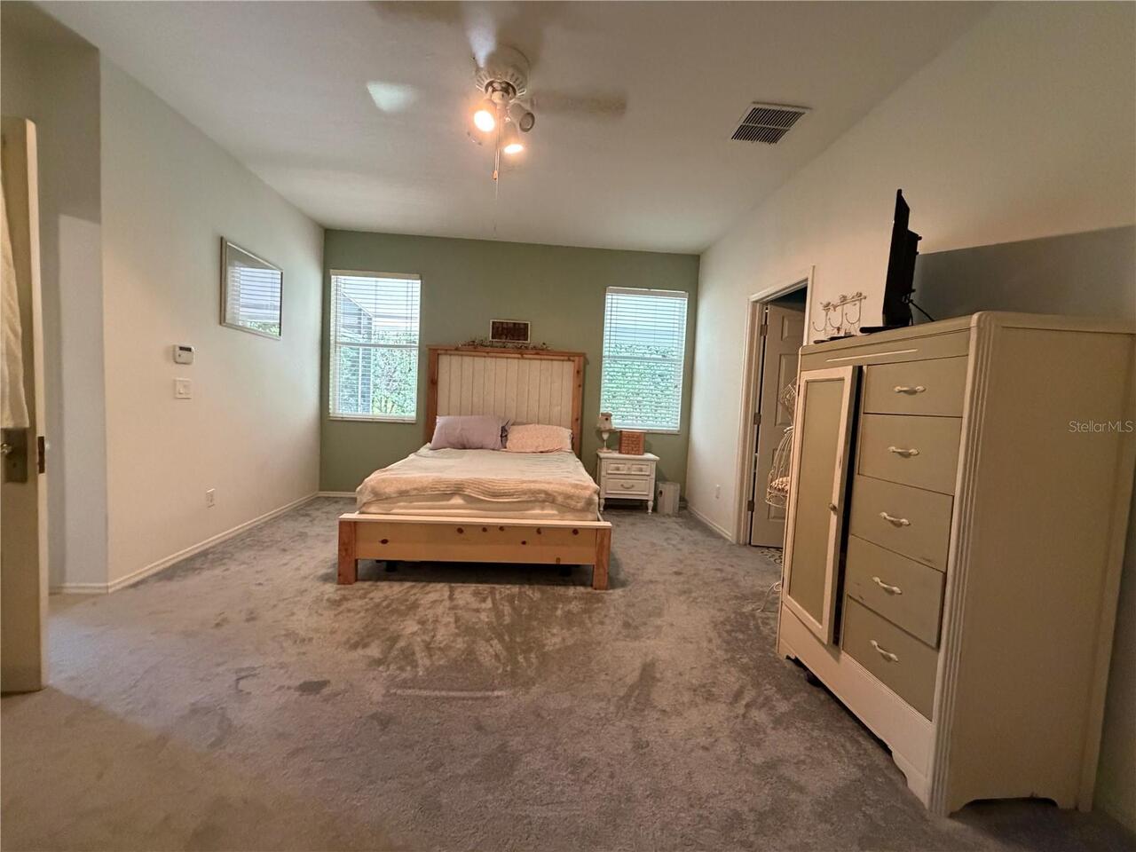 Listing Photo 14